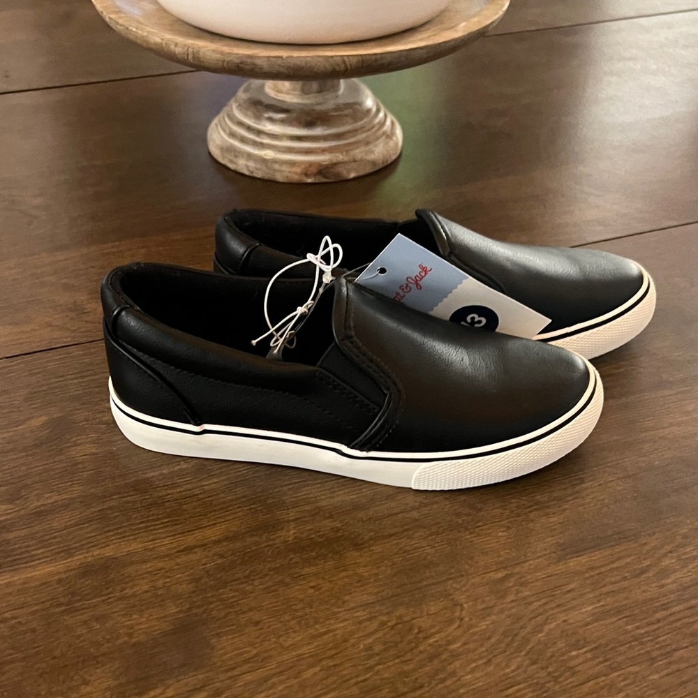 Cat & Jack - Enzo slip on sneaker - size 13 kids